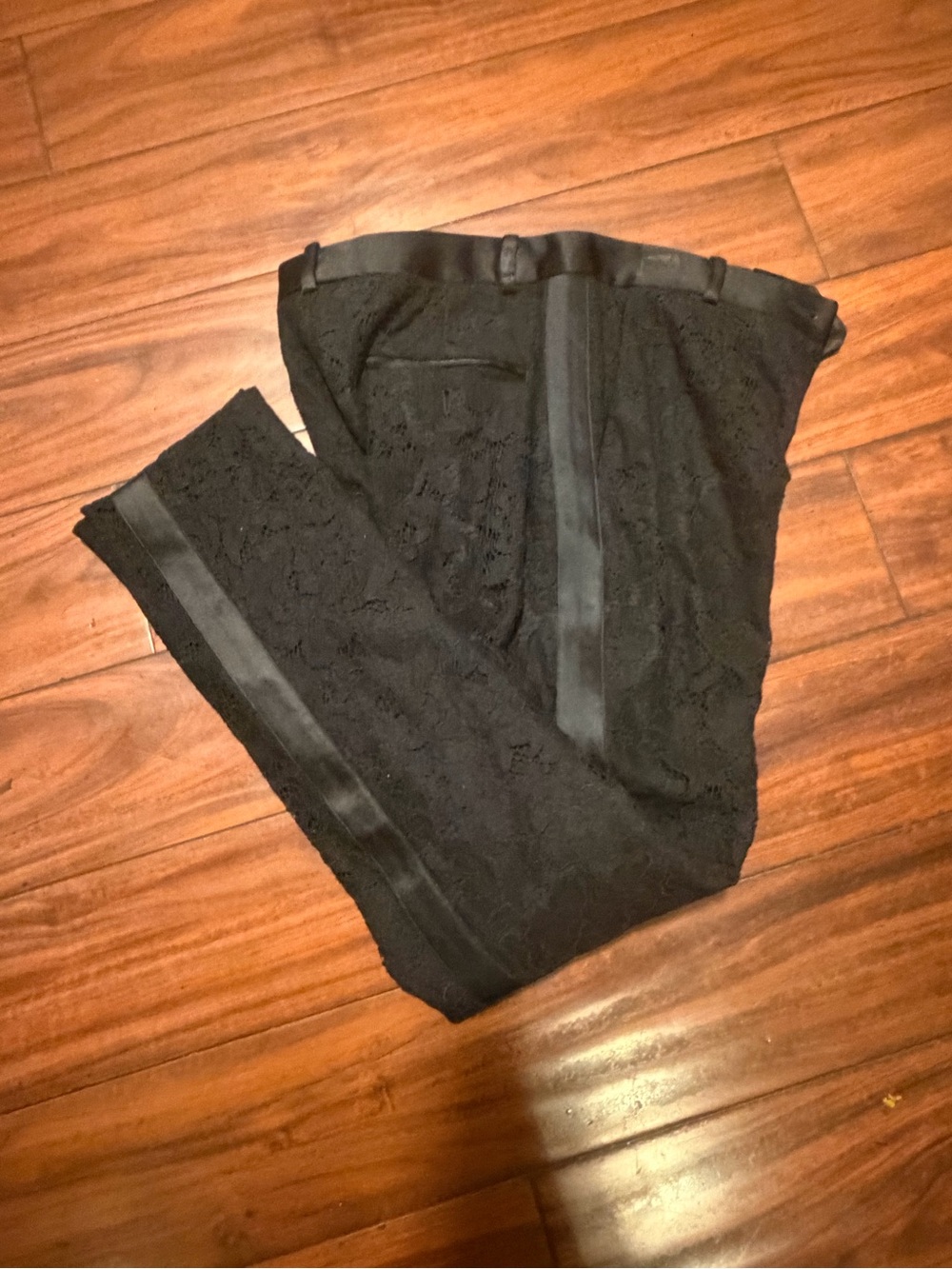 Dolce & Gabbana Black Lace Cropped Trousers - Picture 12 of 14
